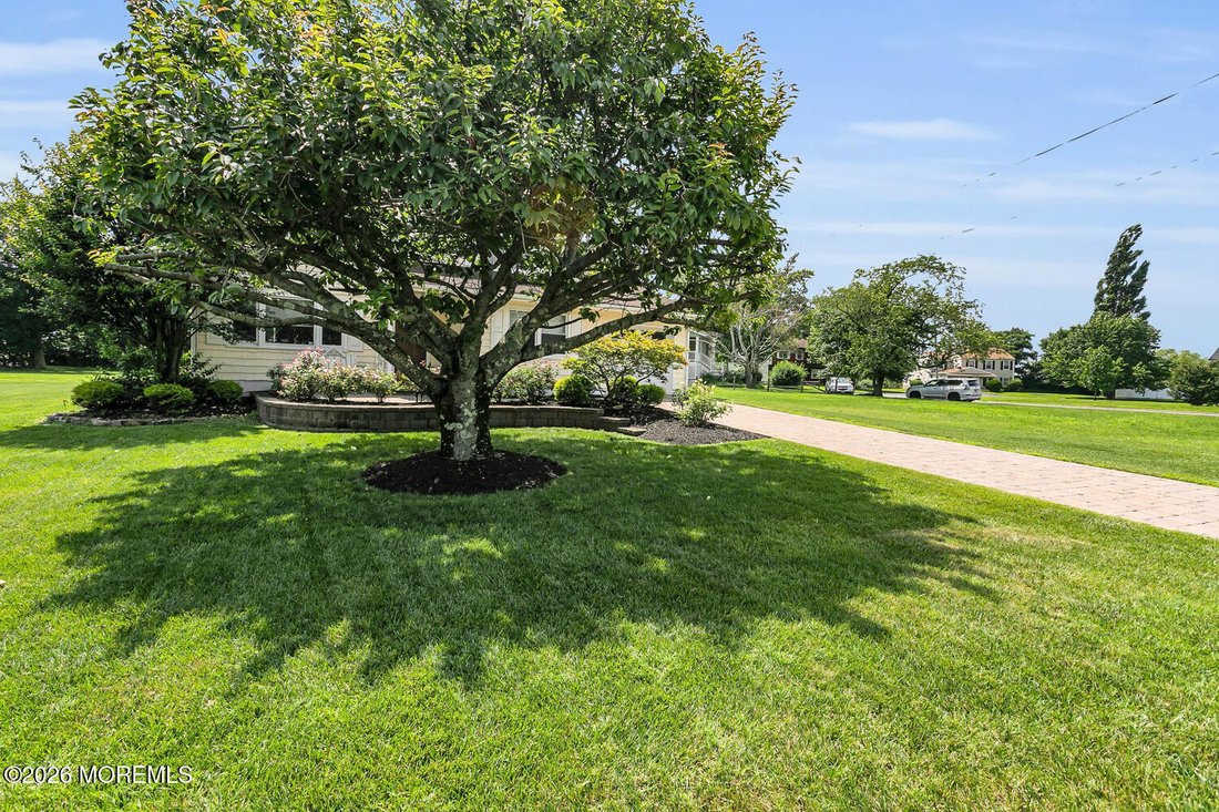 House in Long Branch, New Jersey, United States 5 - 17627947