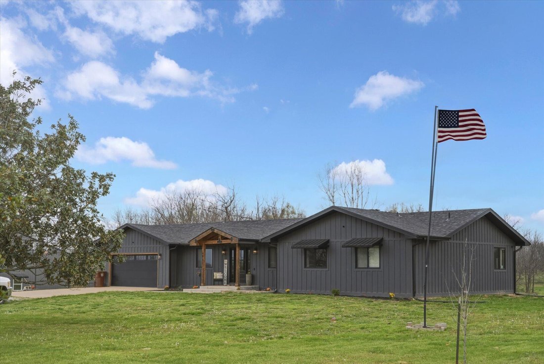 House in Clever, Missouri, United States 3 - 17628632