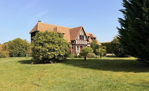 House in Autheuil-Authouillet, Normandy, France 1
