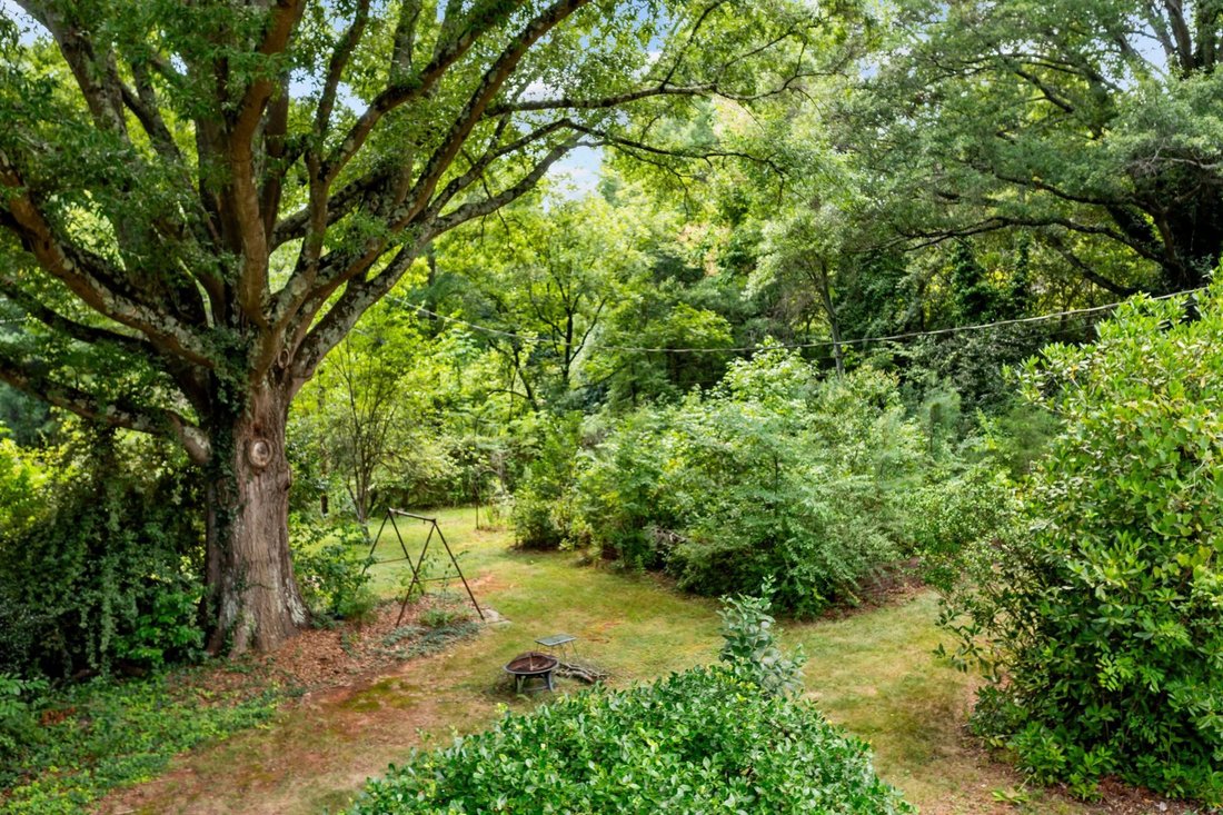 Land in Davidson, North Carolina, United States 5 - 17635344