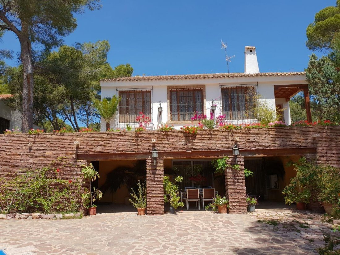 Villa in Naquera / Naquera, Valencian Community, Spain 3 - 17631883