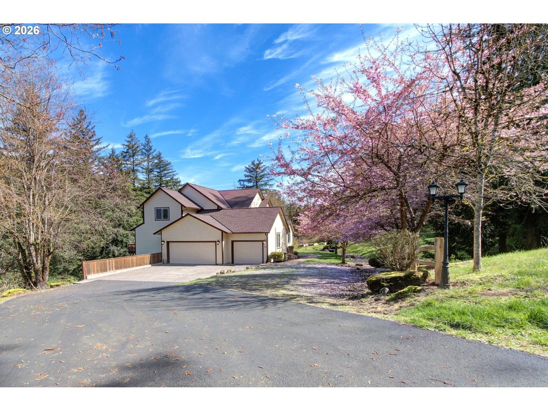 House in Washougal, Washington, United States 2 - 17642543