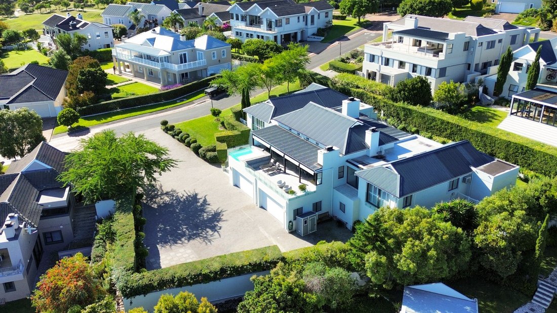 House in Hermanus, Western Cape, South Africa 5 - 17633520