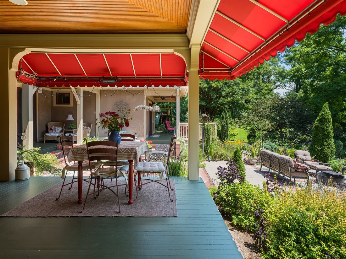 House in Asheville, North Carolina, United States 5 - 17639223
