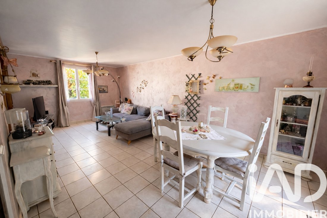 House in Luzarches, Ile-de-France, France 2 - 16806261