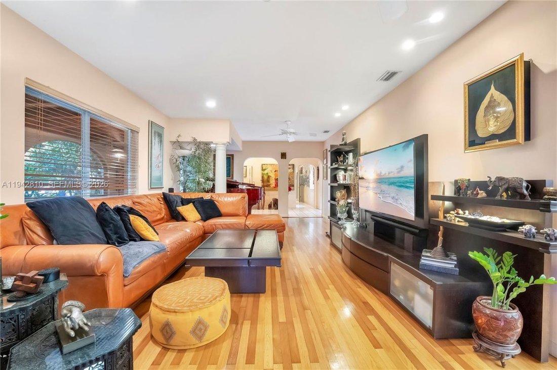 House in Miami, Florida, United States 4 - 16941841