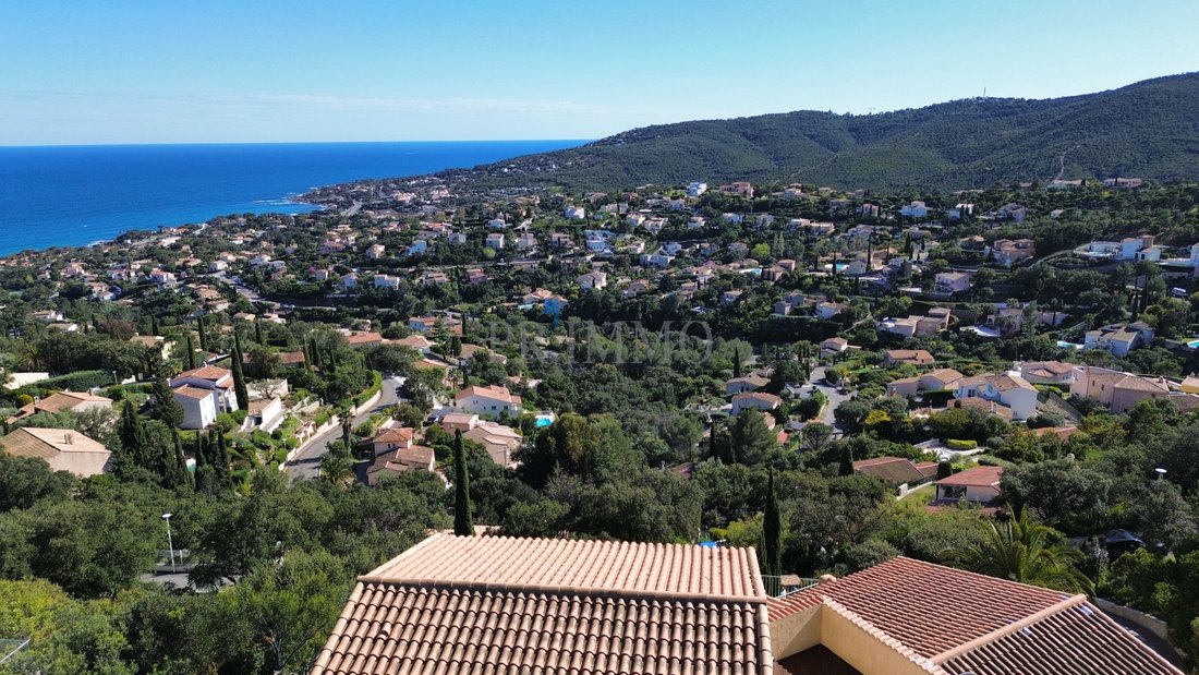 Villa in Les Issambres, Roquebrune-sur-Argens, France 4 - 17633650