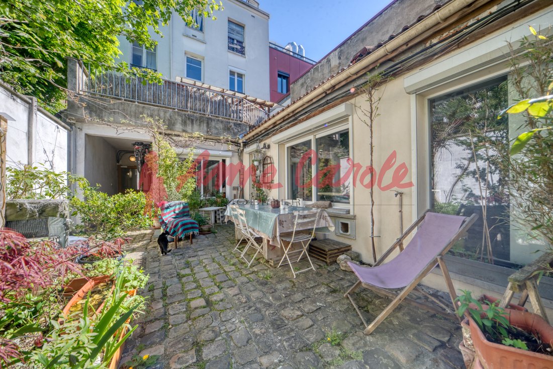 Apartment in Centre, Le Pre-Saint-Gervais, France 3 - 17629107
