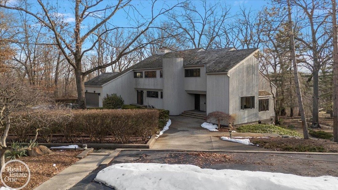 House in Rochester Hills, Michigan, United States 4 - 17336069