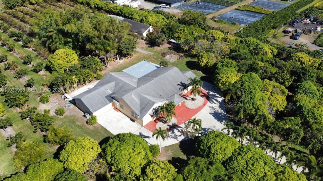 House in Homestead, Florida, United States 1 - 16887830