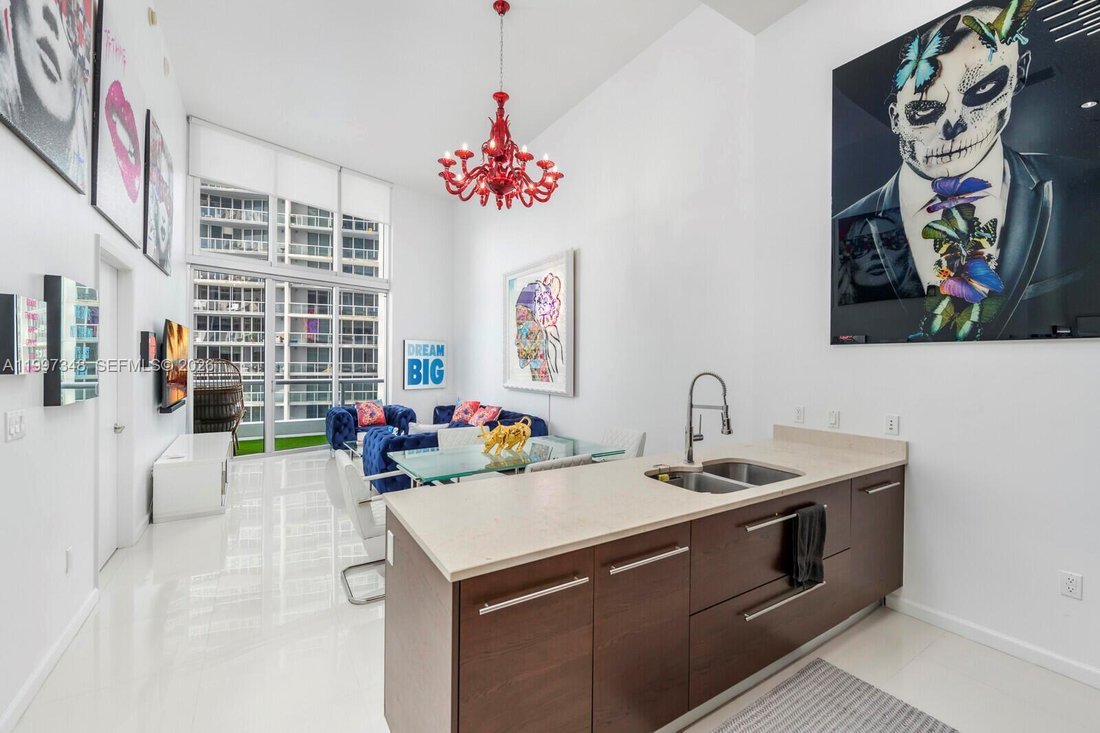 Condo in Miami, Florida, United States 4 - 17629023