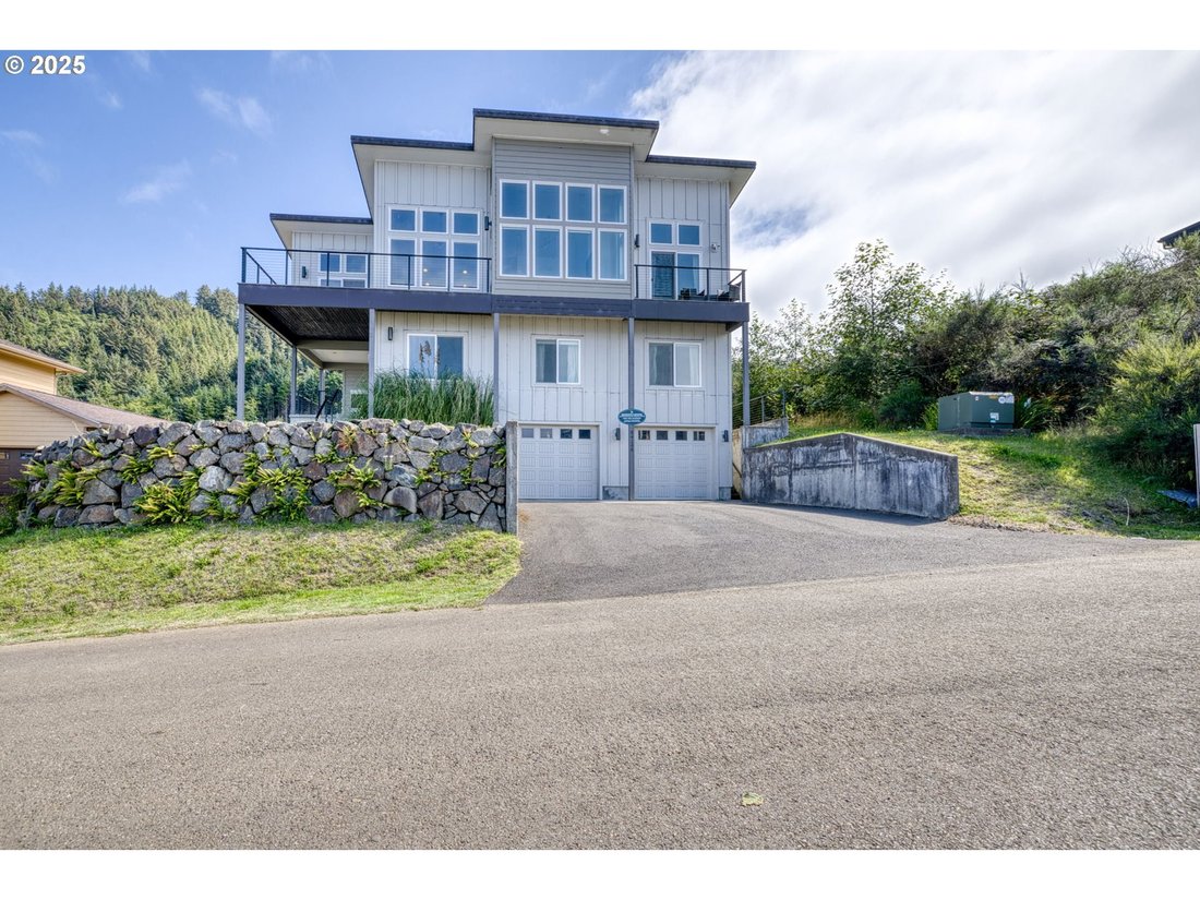 House in Neskowin, Oregon, United States 1 - 17642739