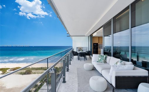 Condo in Bal Harbour, Florida, United States 1