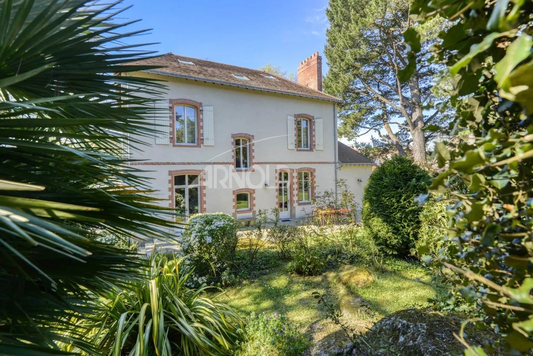 House in Rive Droite de la Sèvre, Clisson, France 1 - 17629660