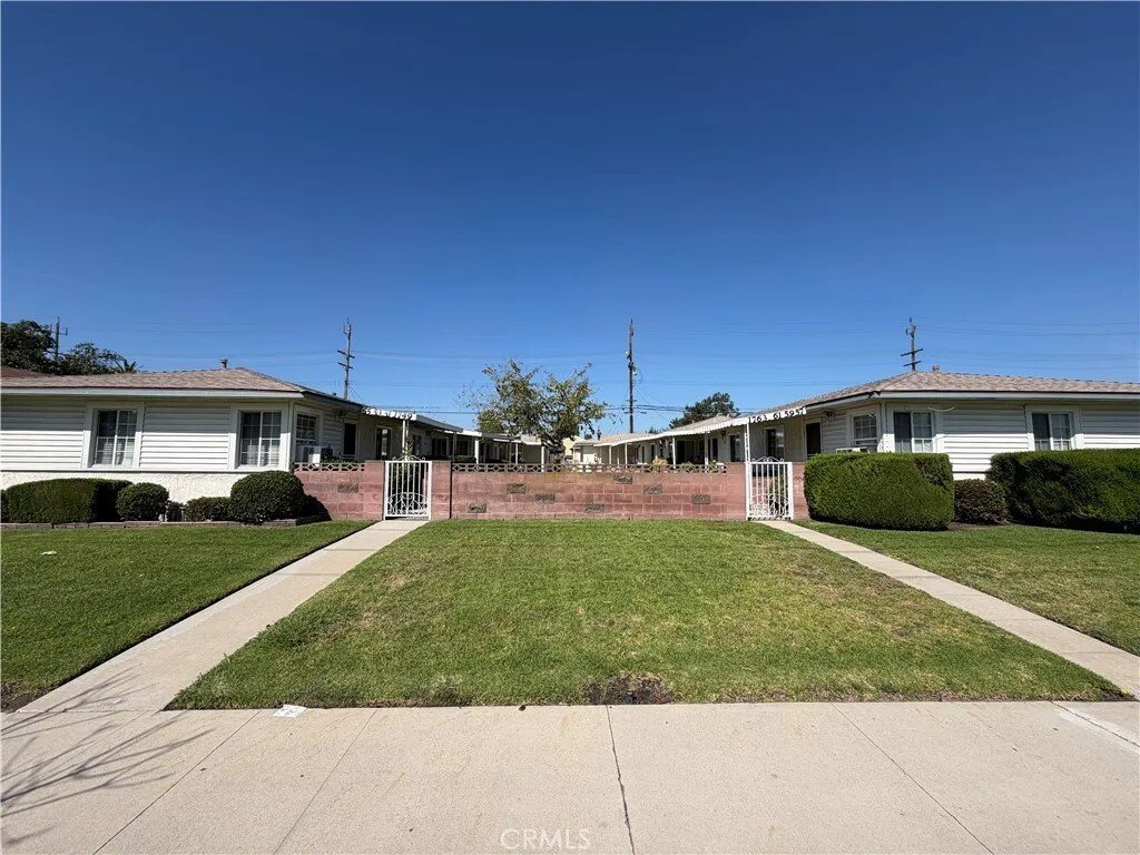 Burbank, California, United States 2 - 17633162