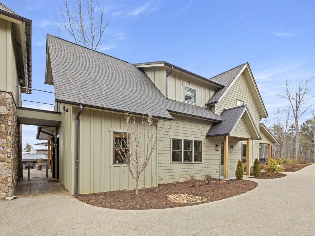 House in Asheville, North Carolina, United States 5 - 17639357