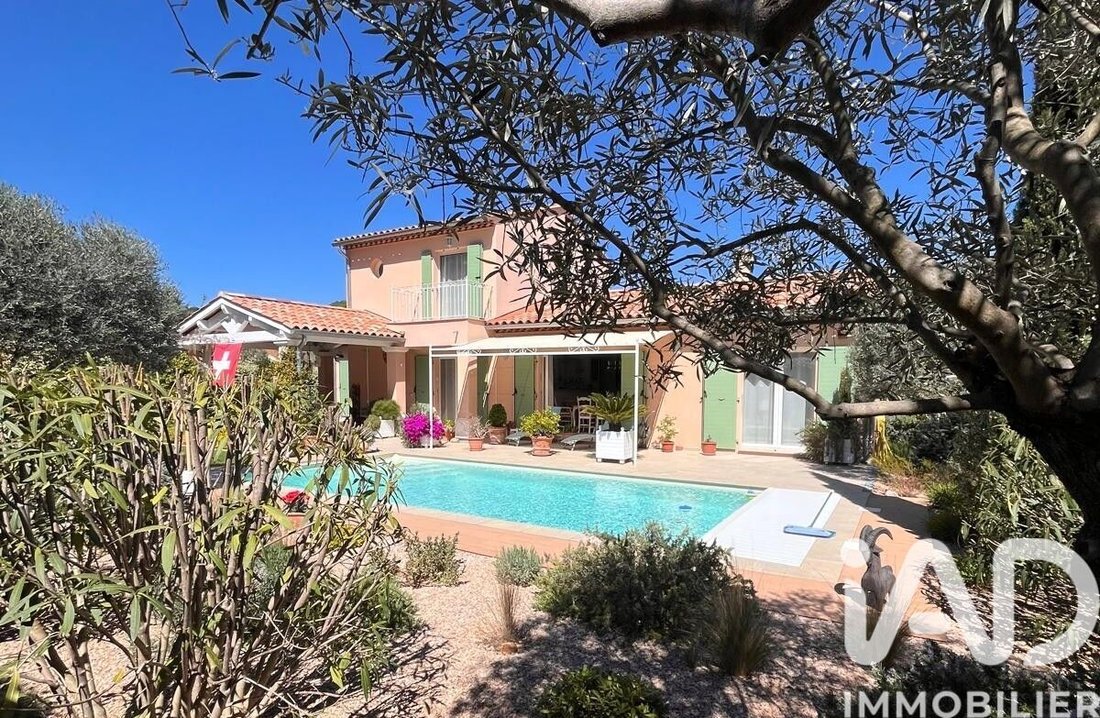 House in Cotignac, Provence-Alpes-Côte d'Azur, France 1 - 16718310