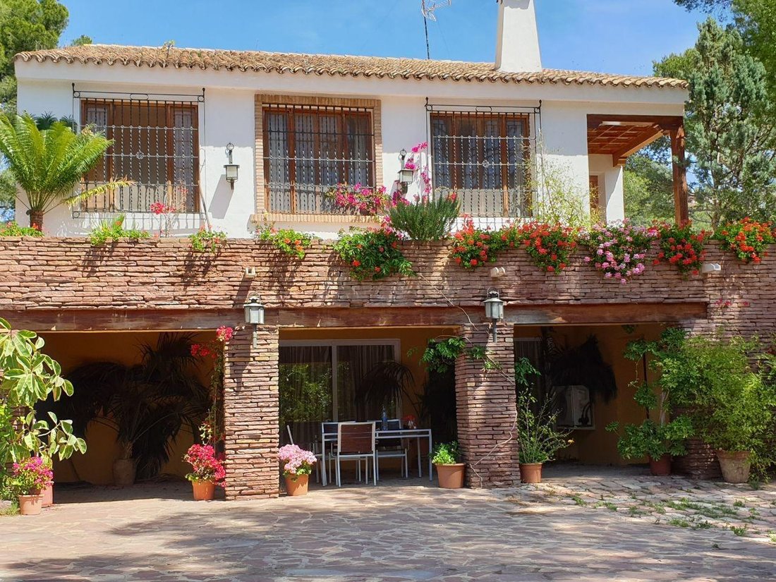 Villa in Naquera / Naquera, Valencian Community, Spain 2 - 17631883