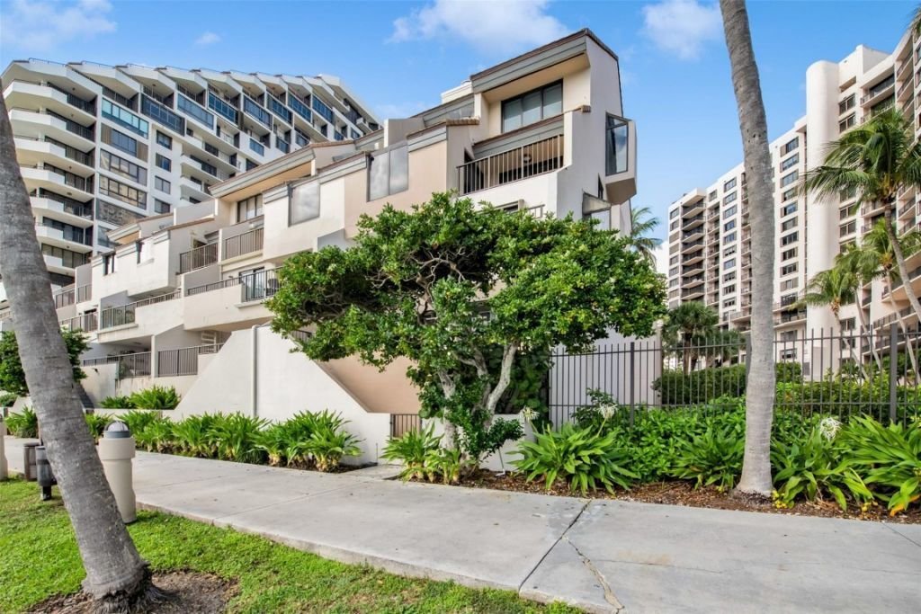House in Miami, Florida, United States 4 - 17065329