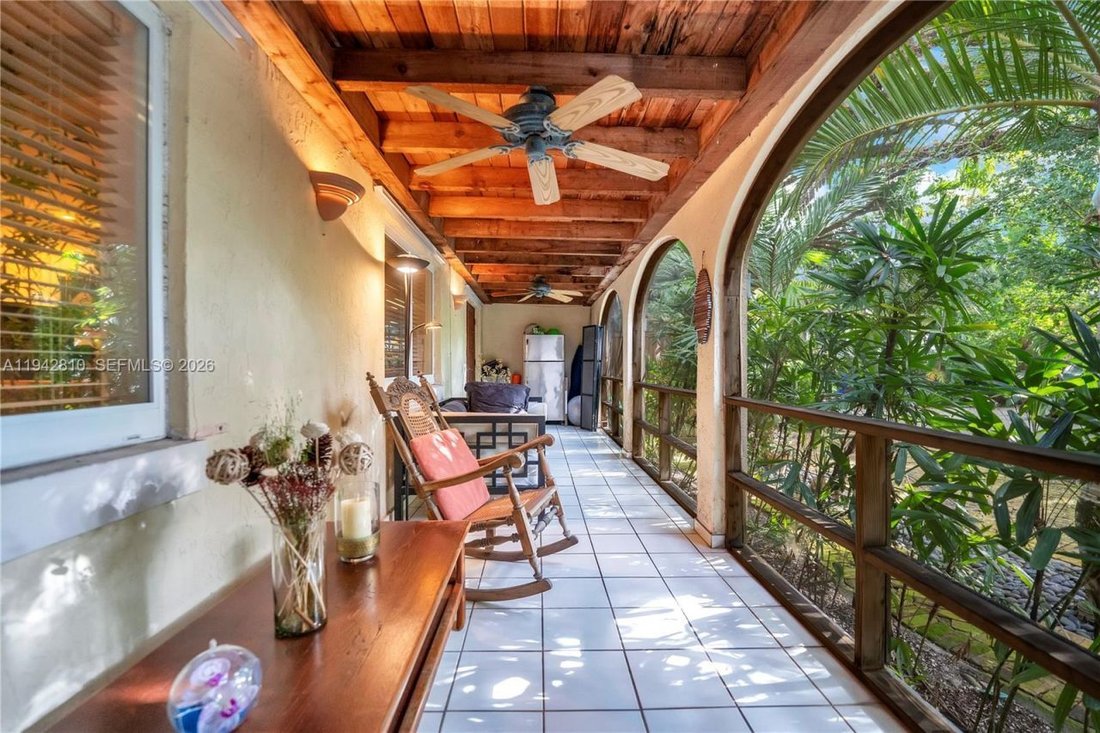 House in Miami, Florida, United States 2 - 16941841