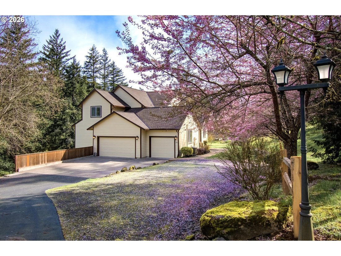 House in Washougal, Washington, United States 1 - 17642543