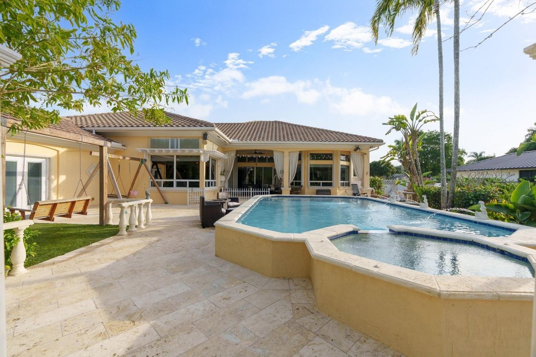 House in Davie, Florida, United States 4 - 16641549
