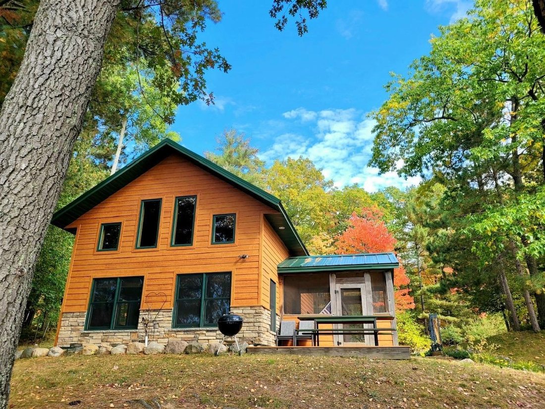 Rhinelander, Wisconsin, United States 5 - 17637739
