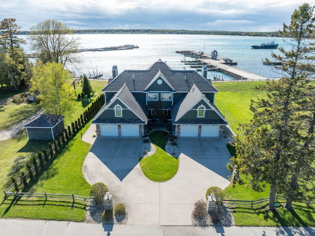 Baileys Harbor, Wisconsin, United States 1 - 17638624