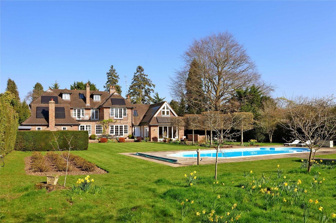 House in Penn, England 3 - 17629446