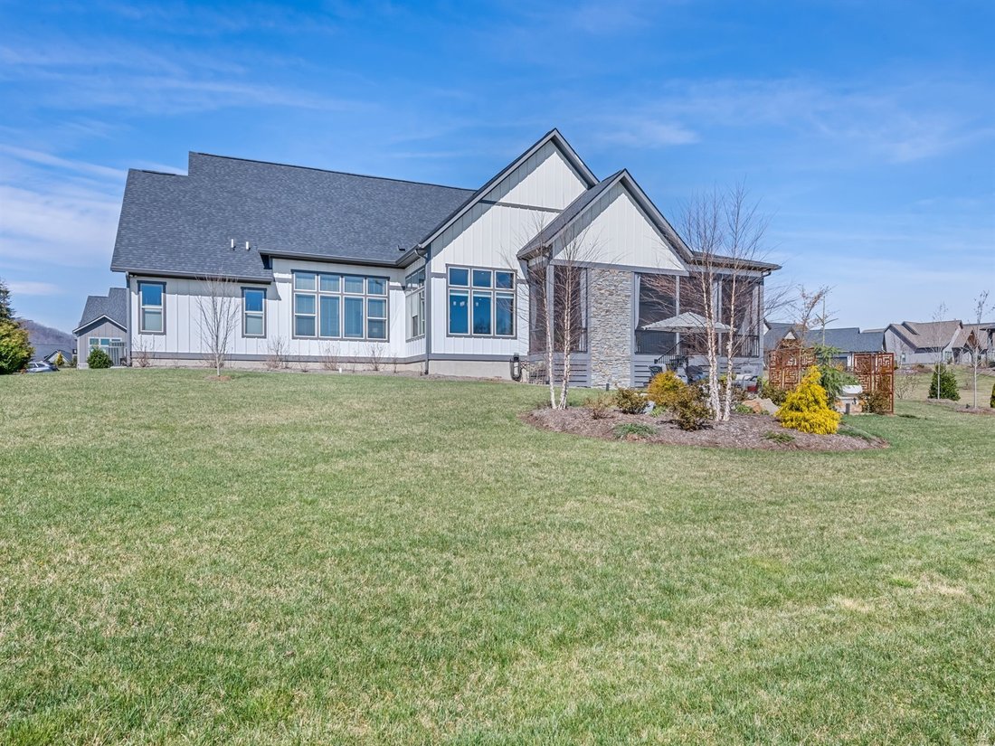 House in Mills River, North Carolina, United States 5 - 17475311