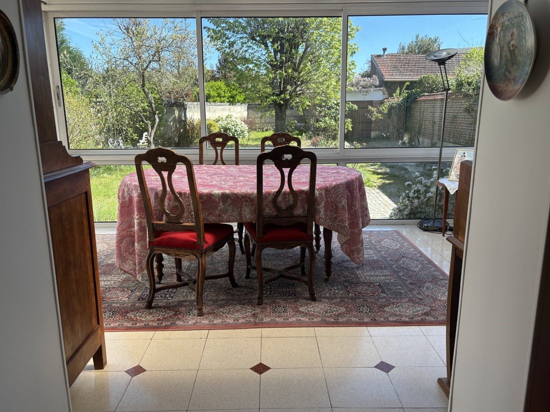 House in Compiegne, Hauts-de-France, France 4 - 14990052