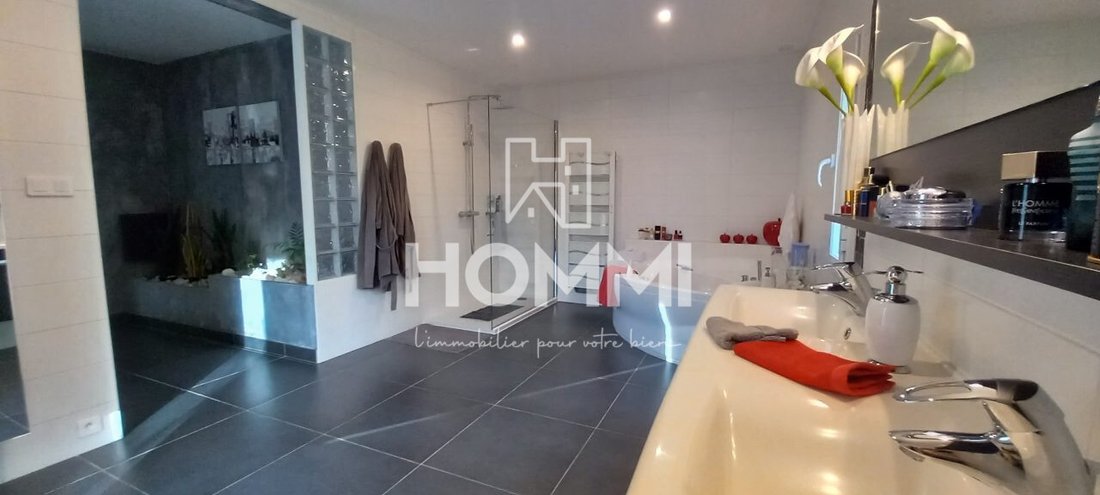 House in Saint-Mars-du-Desert, Pays de la Loire, France 5 - 17635066