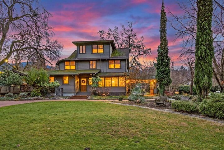 House in Ashland, Oregon, United States 4 - 17635417