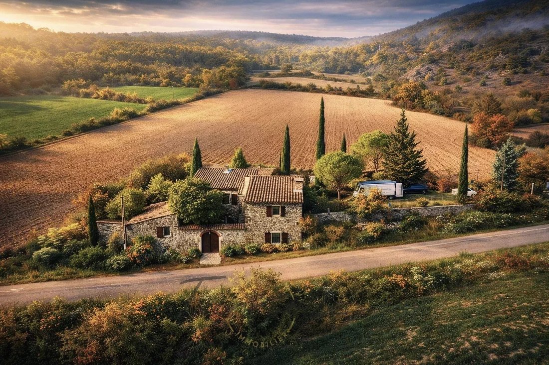House in Saint-Martin-sur-Lavezon, Auvergne-Rhône-Alpes, France 5 - 16916135