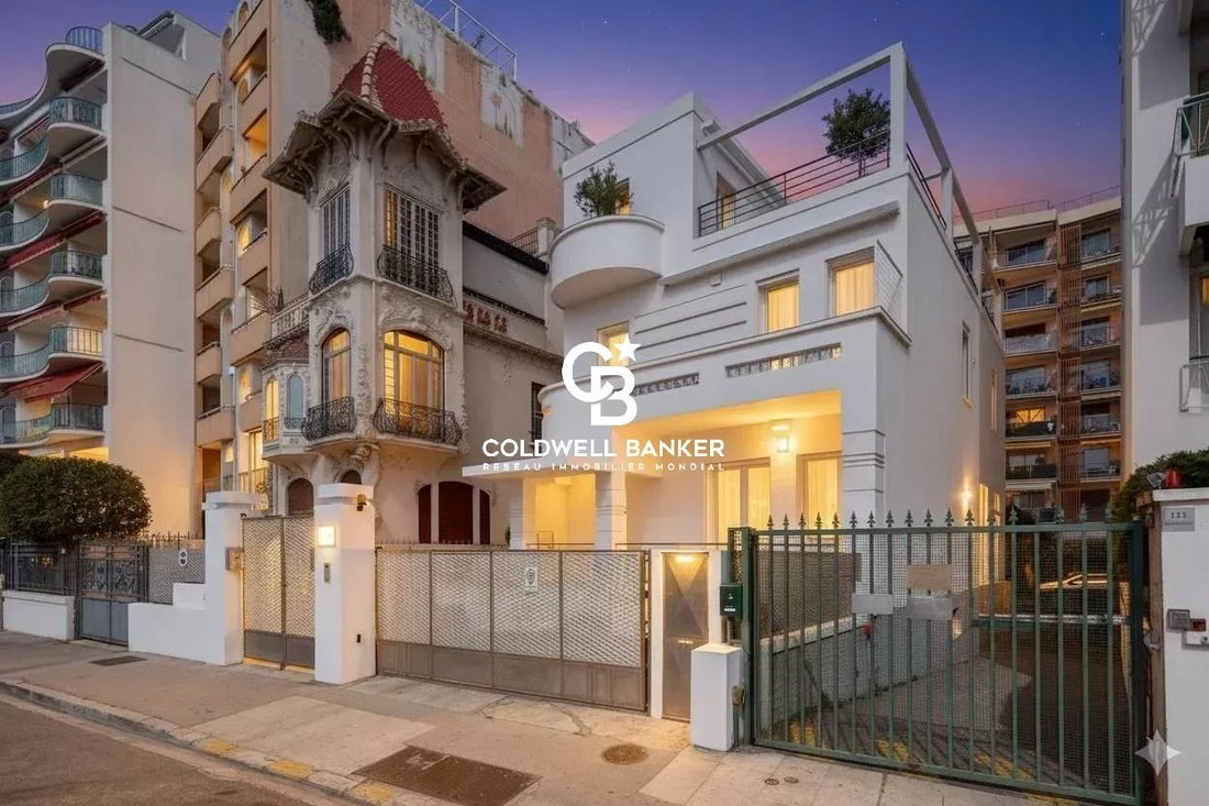 Villa in Nice, Provence-Alpes-Côte d'Azur, France 2 - 17629522