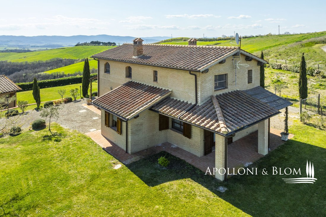House in Montalcino, Tuscany, Italy 2 - 17629606