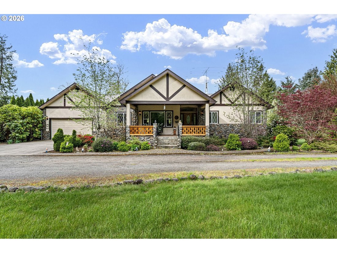 House in Lowell, Oregon, United States 1 - 17632178