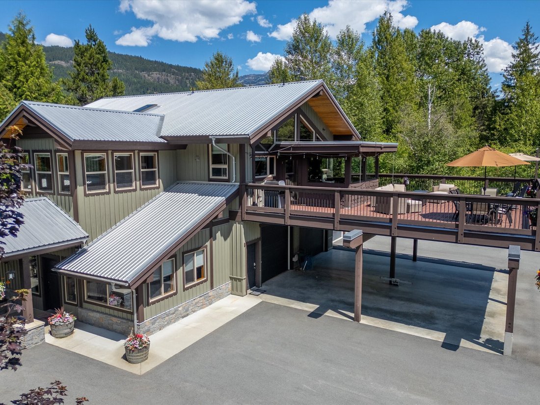 House in Pemberton, British Columbia, Canada 1 - 17635903