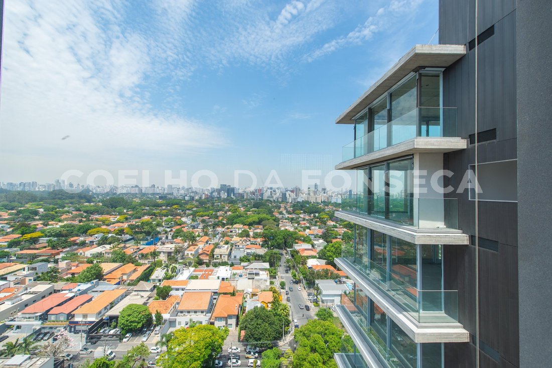 Condo in São Paulo, State of São Paulo, Brazil 2 - 17638498