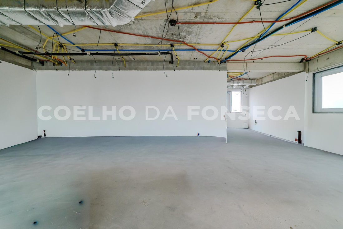 Condo in São Paulo, State of São Paulo, Brazil 4 - 17639431