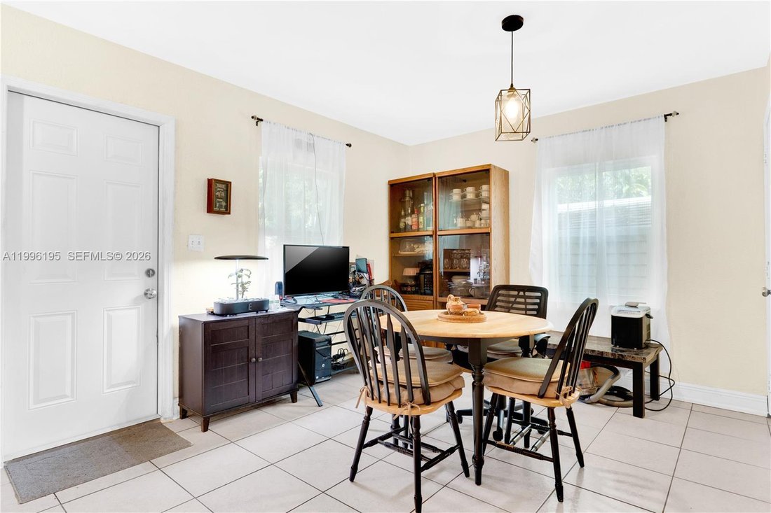 House in Miami, Florida, United States 5 - 17629067