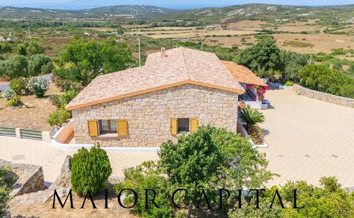Casa a Santa Teresa Gallura, Sardegna, Italia 1