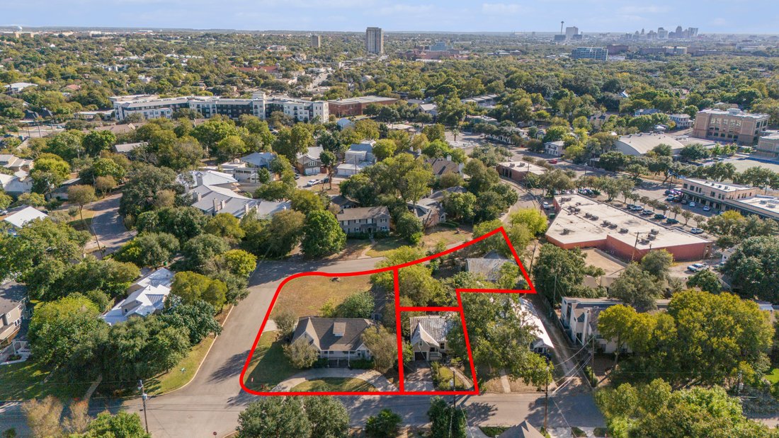 House in San Antonio, Texas, United States 5 - 17636540