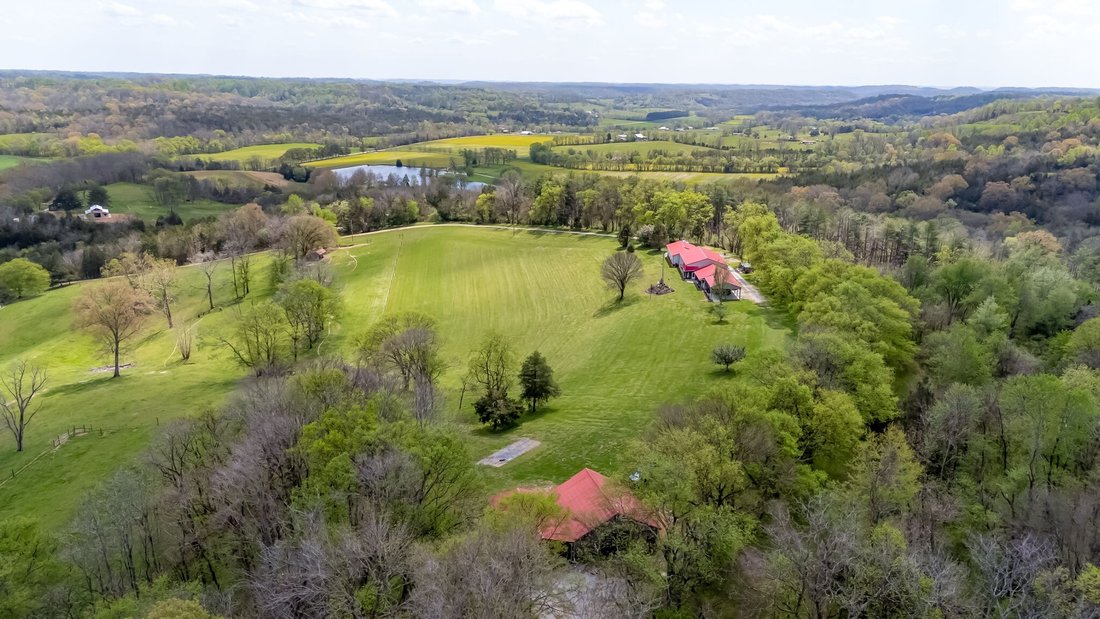 House in Williamsport, Tennessee, United States 4 - 17639221