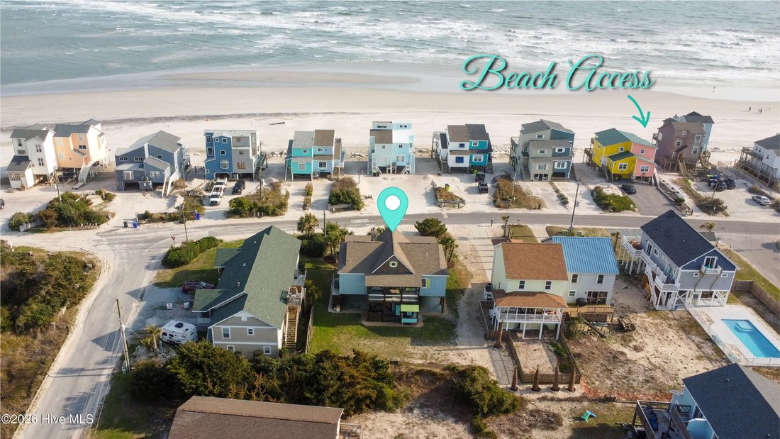House in North Topsail Beach, North Carolina, United States 1 - 17627797
