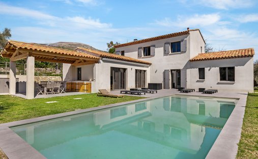 Villa in Tourrettes-sur-Loup, Provence-Alpes-Côte d'Azur, France 1