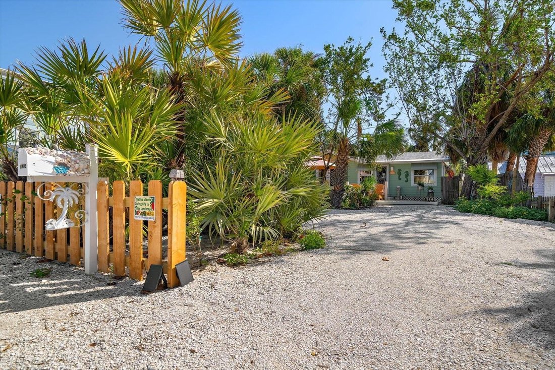 House in Treasure Island, Florida, United States 3 - 17632833