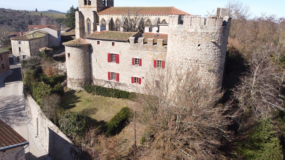 Castle in Courpiere, Auvergne-Rhône-Alpes, France 1 - 17629116