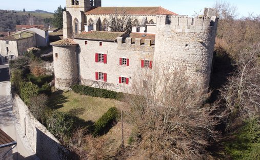 Castle in Courpiere, Auvergne-Rhône-Alpes, France 1