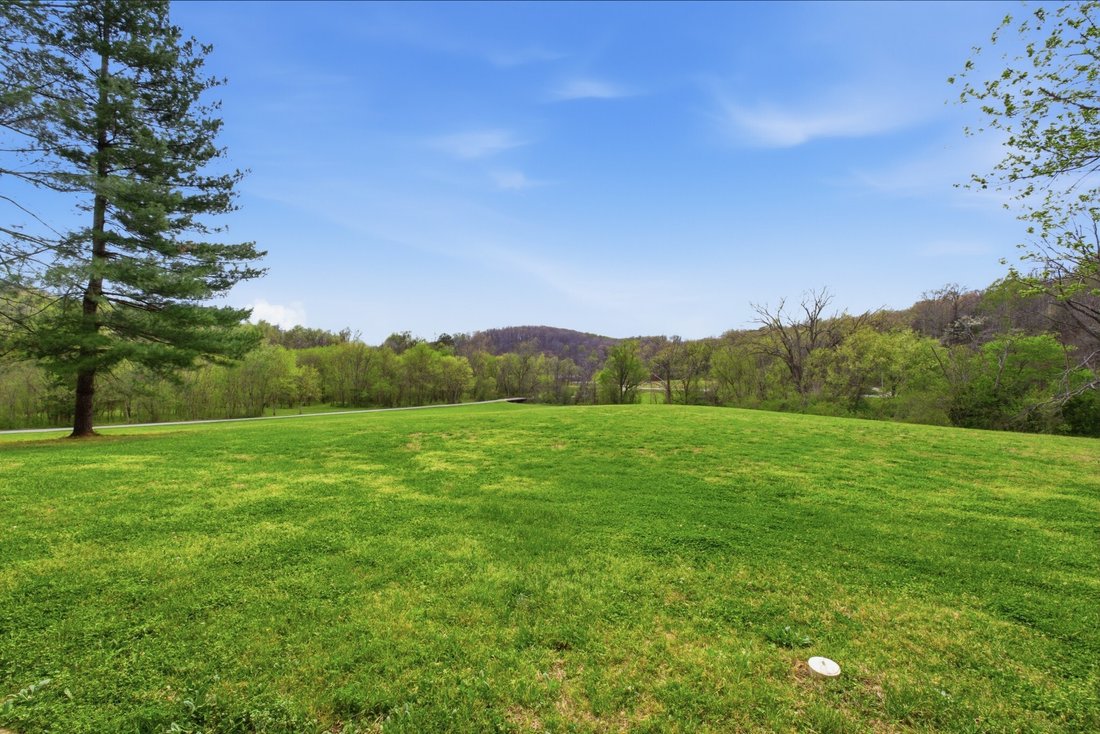 House in Dickson, Tennessee, United States 4 - 17630384